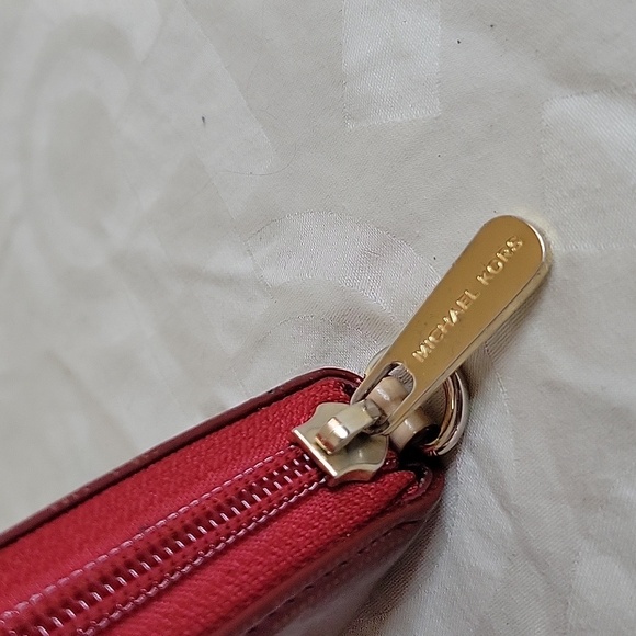 Michael Kors Mini Wallet - Picture 6 of 16